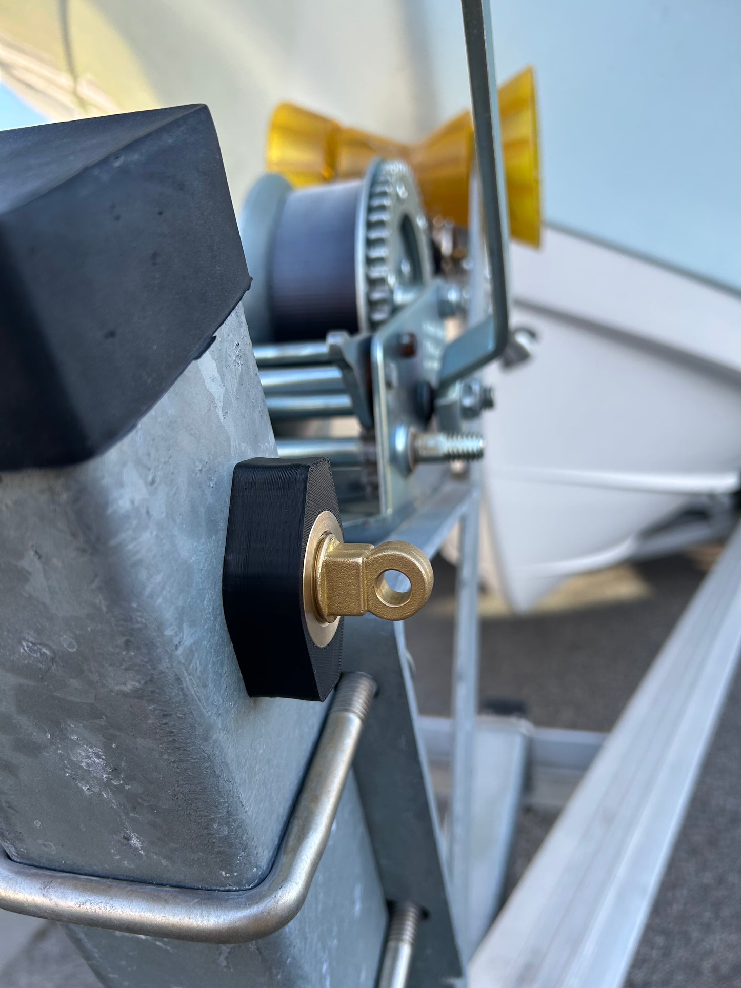 Magnetic PluggPal