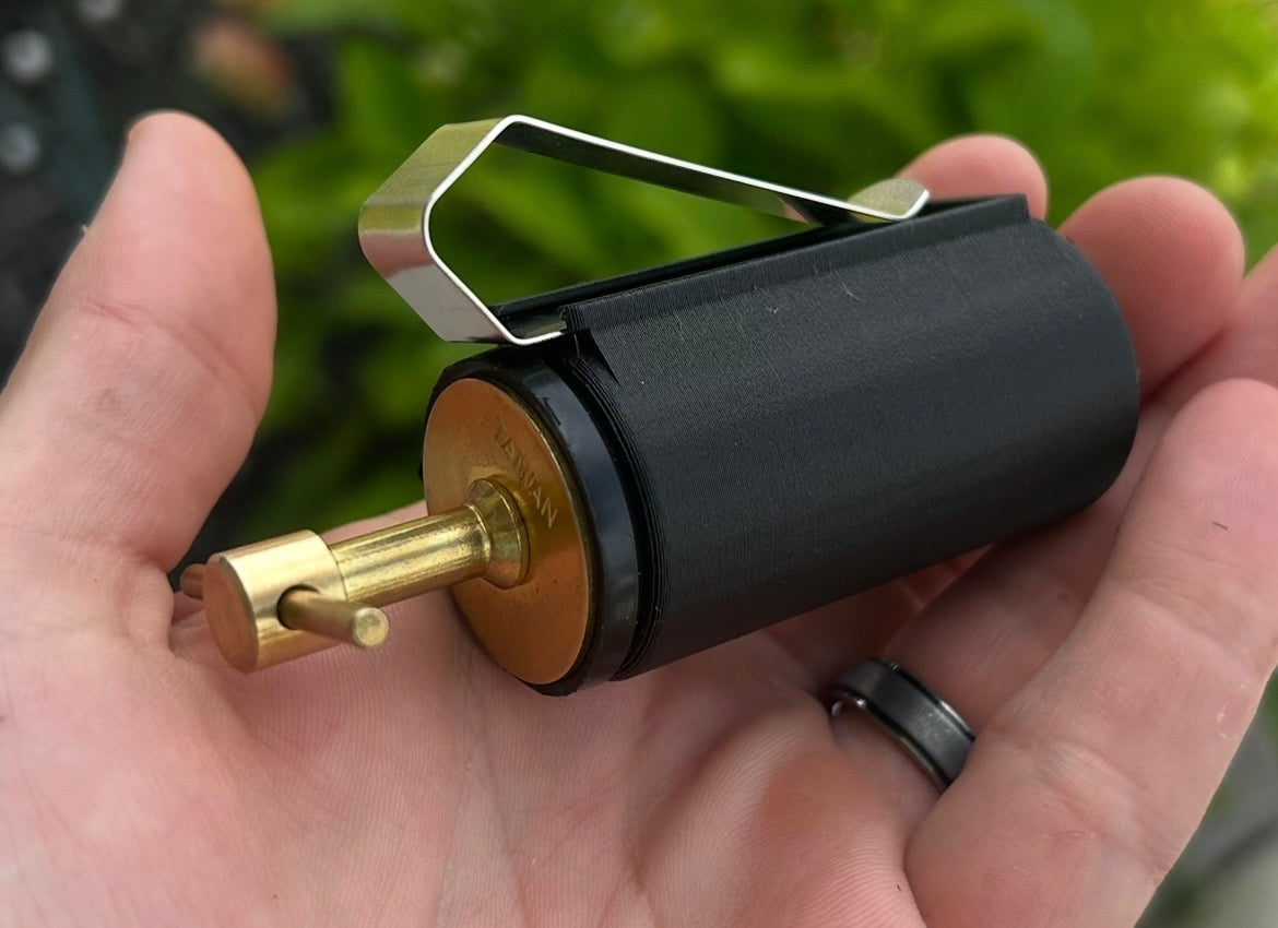 Black Compression Drain Plug Pluggpal
