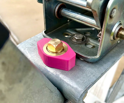 Pink Magnetic PluggPal