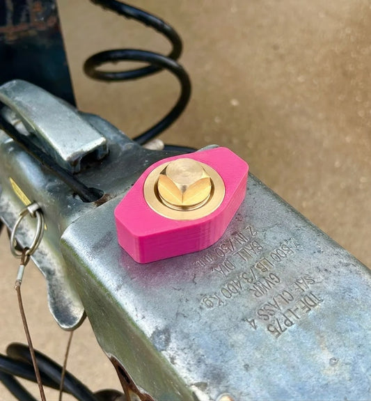 Pink Magnetic PluggPal